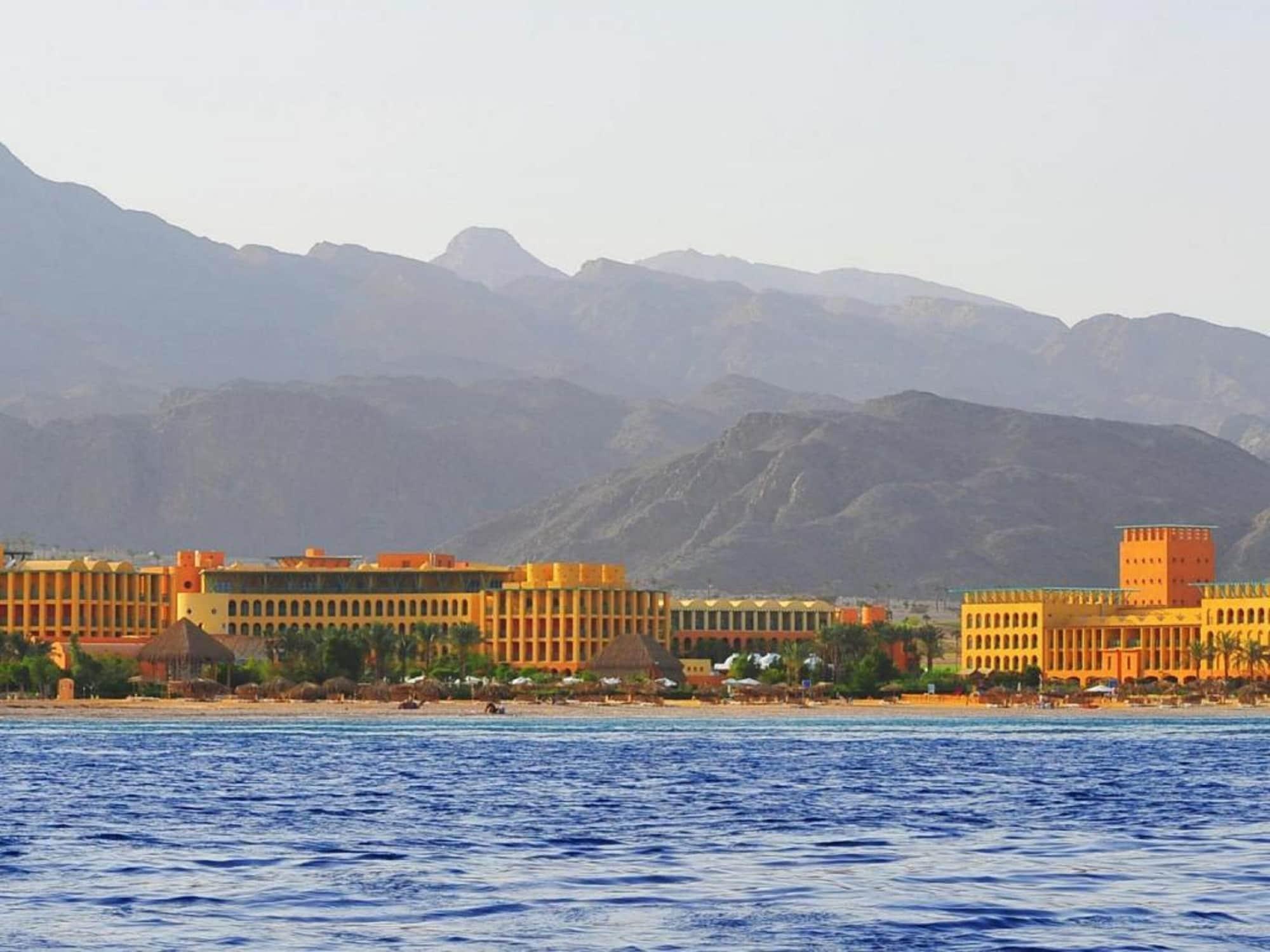 Strand Beach Resort Taba Exterior foto Hotels in Sharm El Sheikh