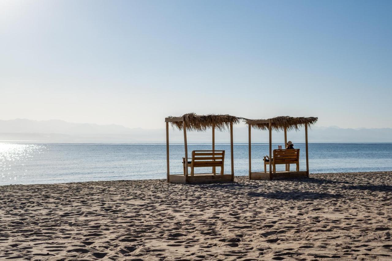 Strand Beach Resort Taba Exterior foto Beach in Akrotiri